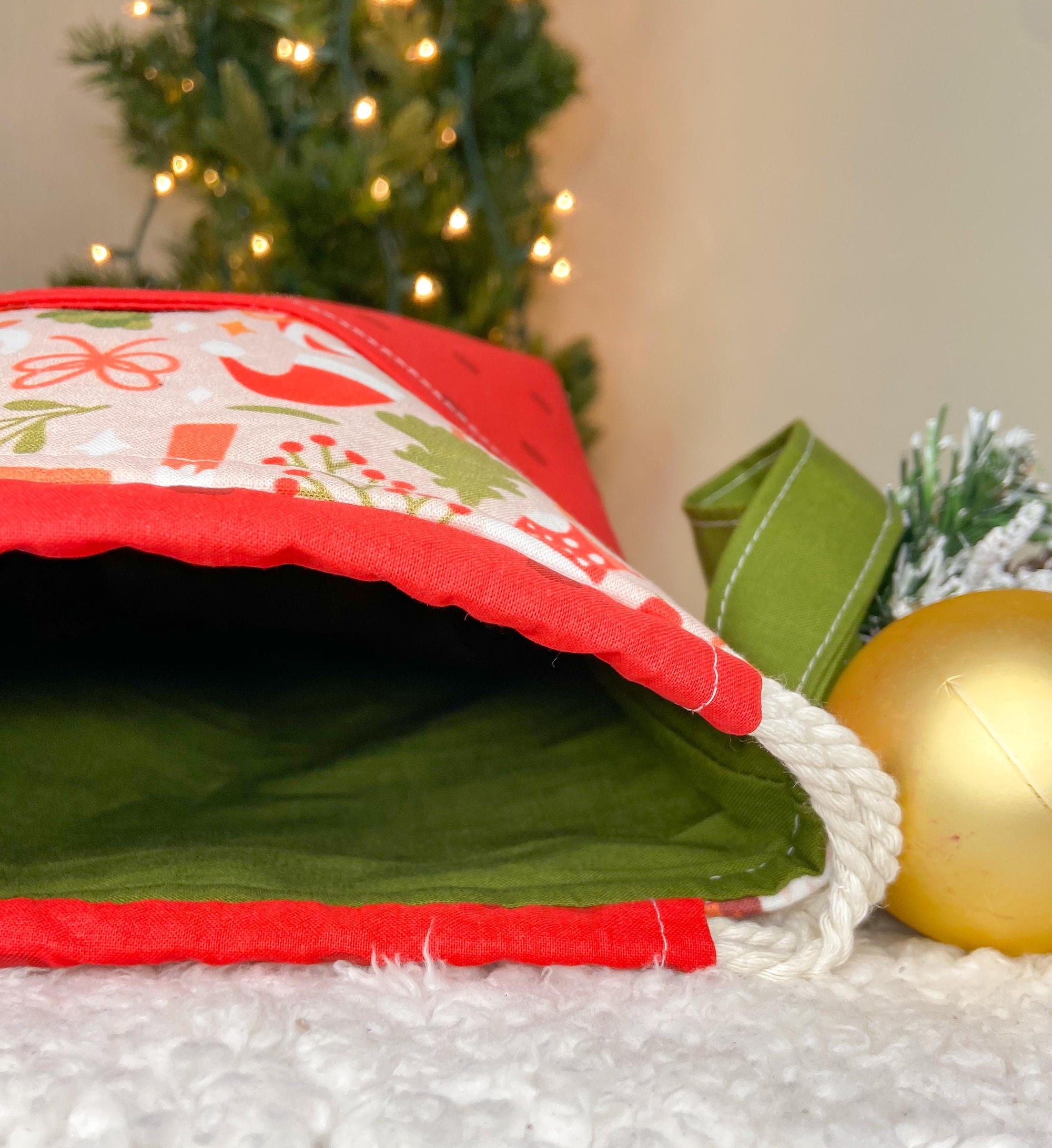 Holly Jolly Drawstring Project Bag with Pocket