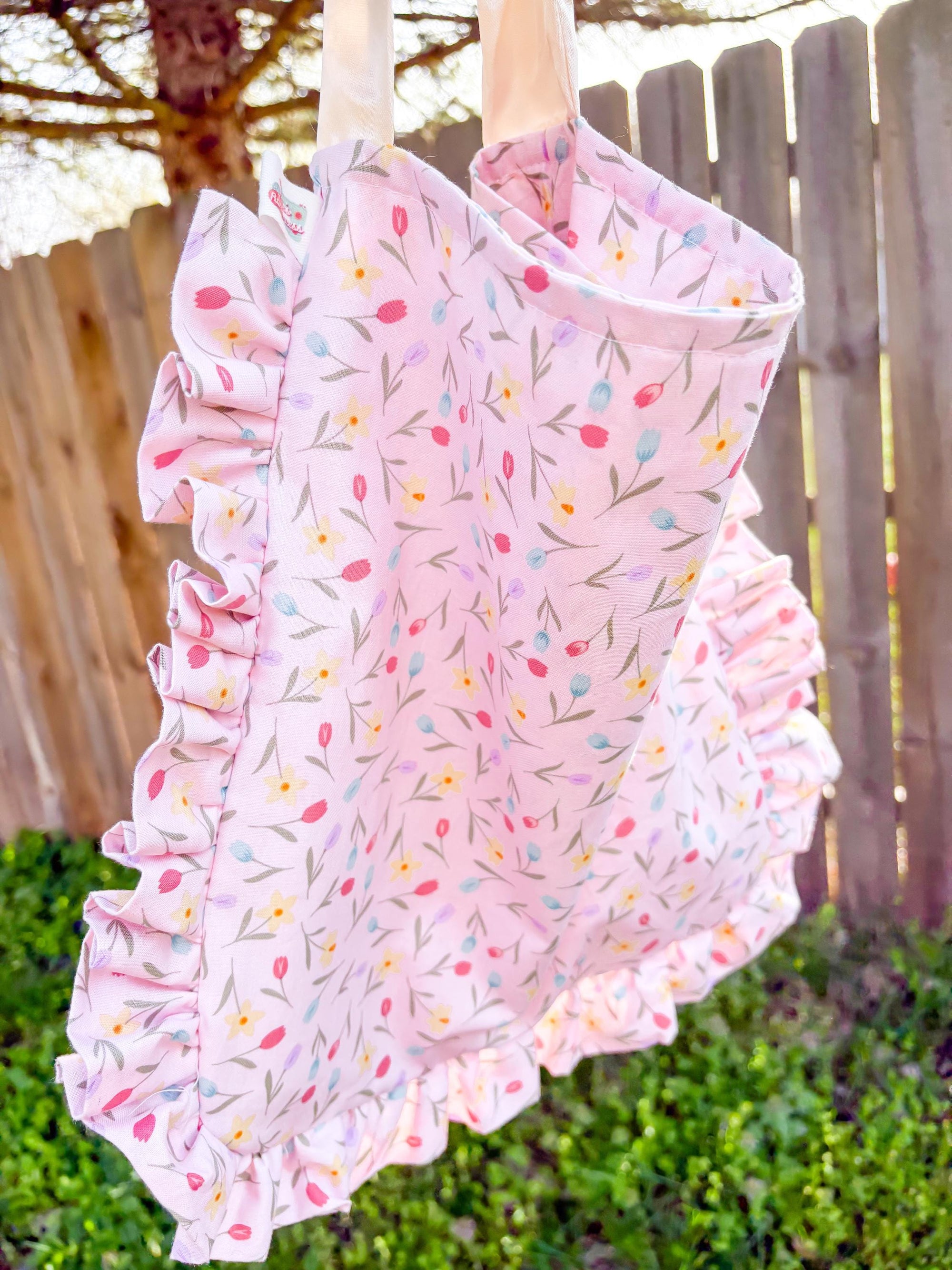 Ruffle Tote Bags with Adjustable Ribbon Ties