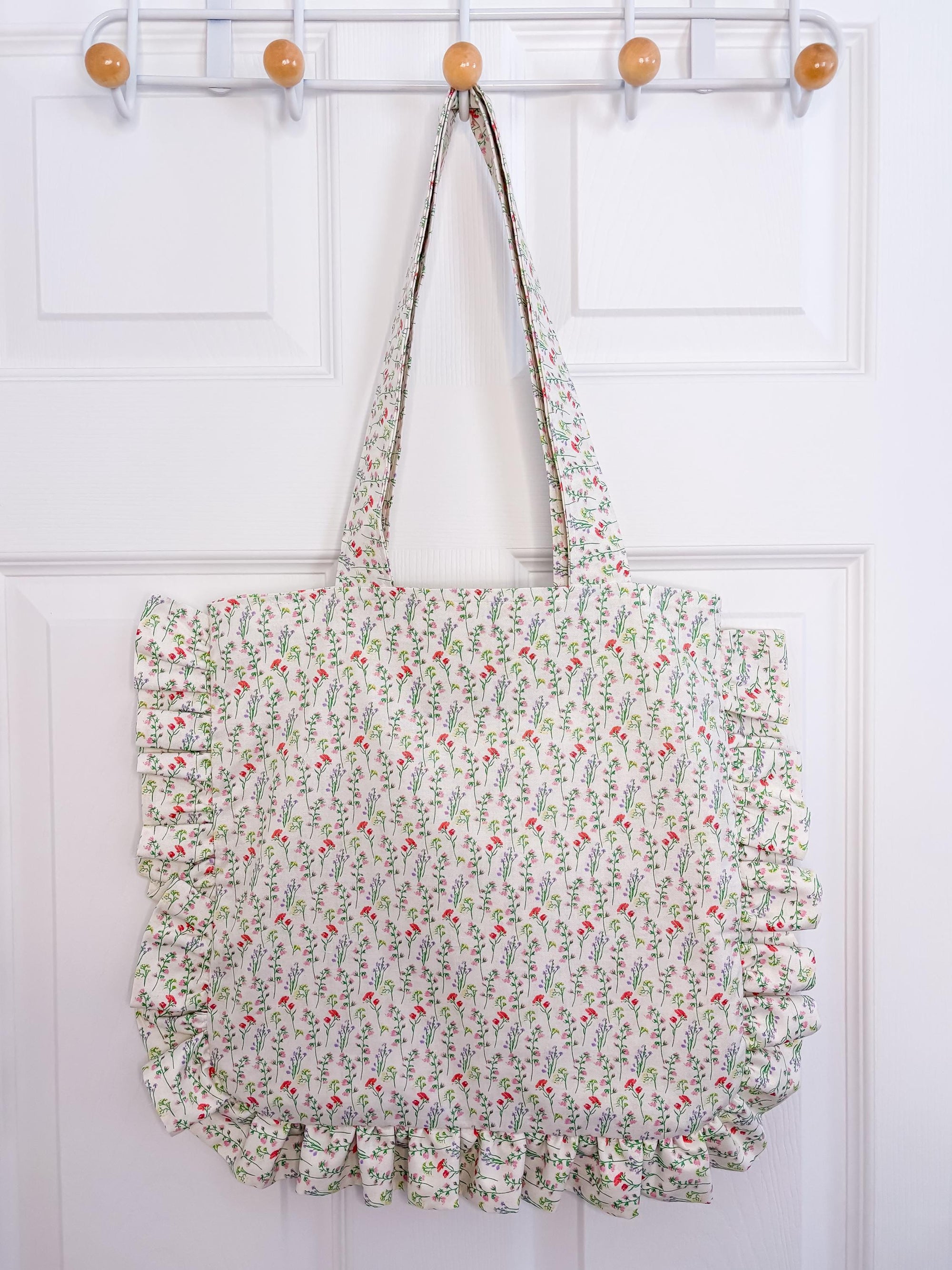 Ruffle Tote Bags