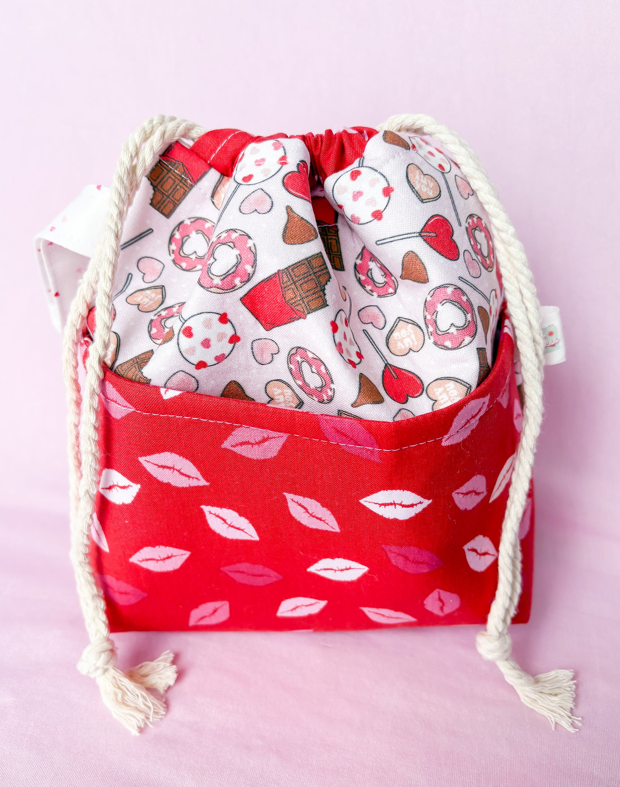 Sweet Smooches Small Project Bag for Knitting and Crochet