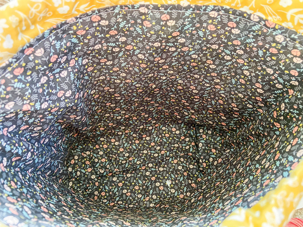 Townhouse Drawstring Project Bag with Pocket