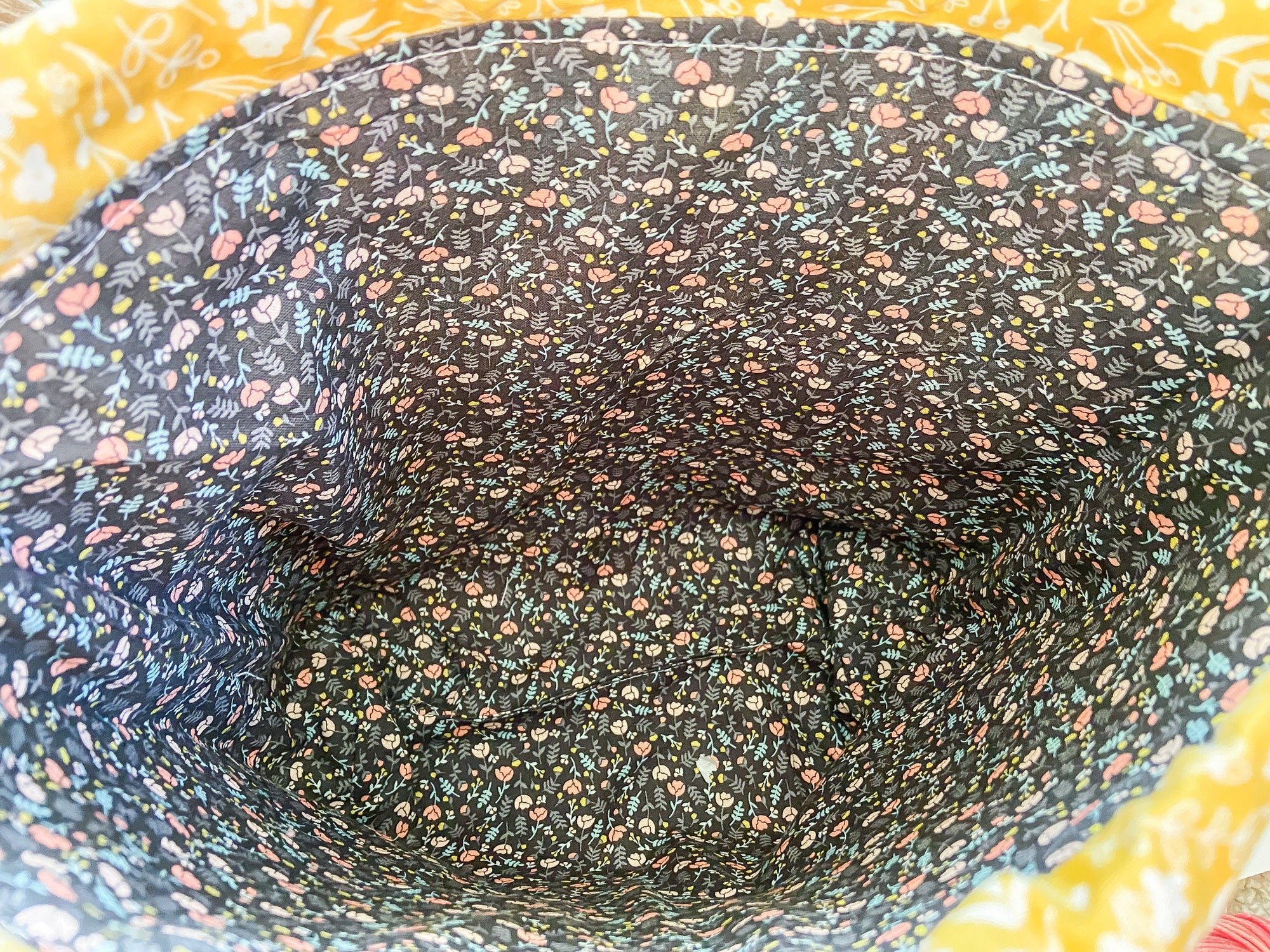 Townhouse Drawstring Project Bag with Pocket