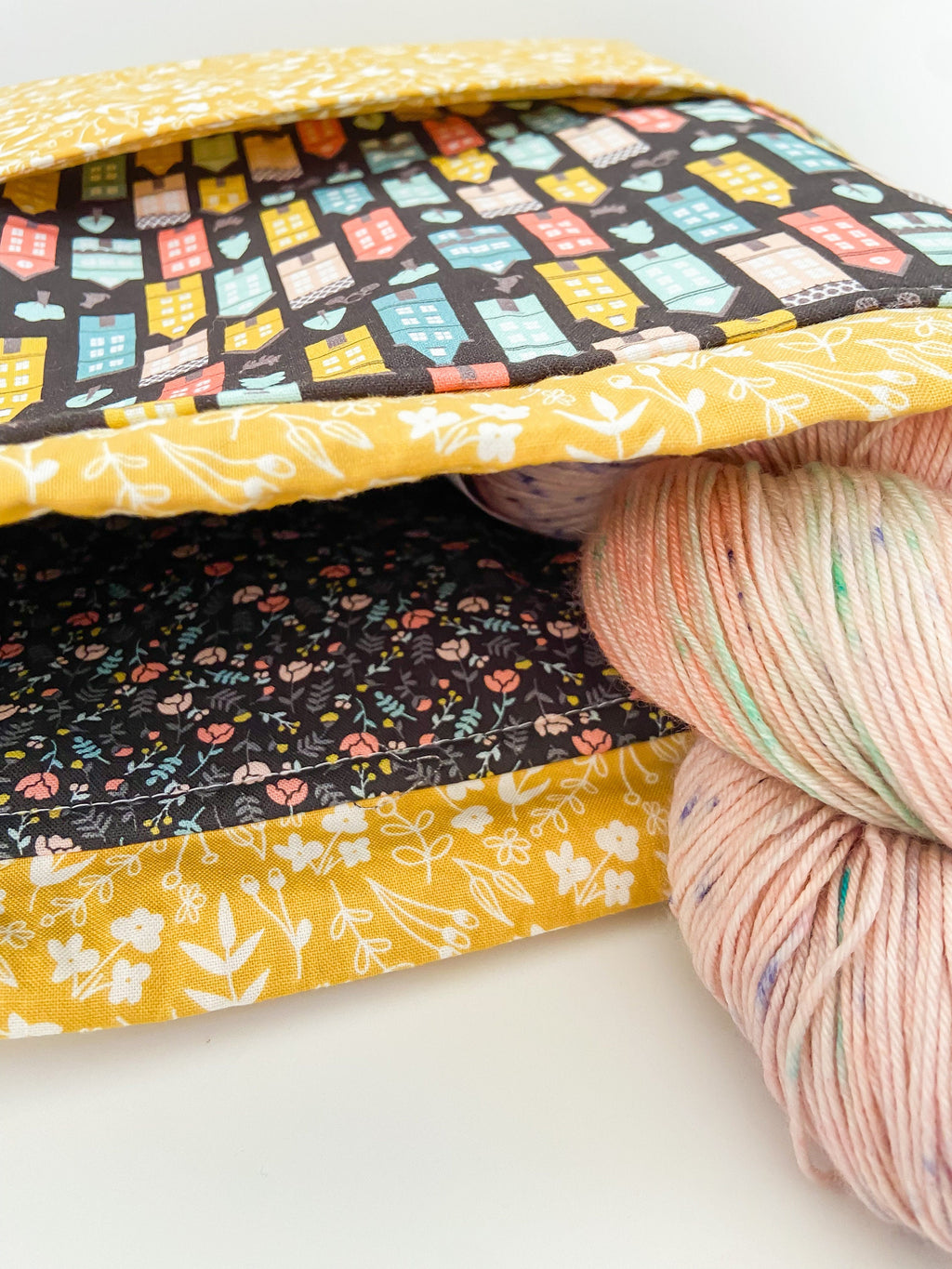 Townhouse Drawstring Project Bag with Pocket