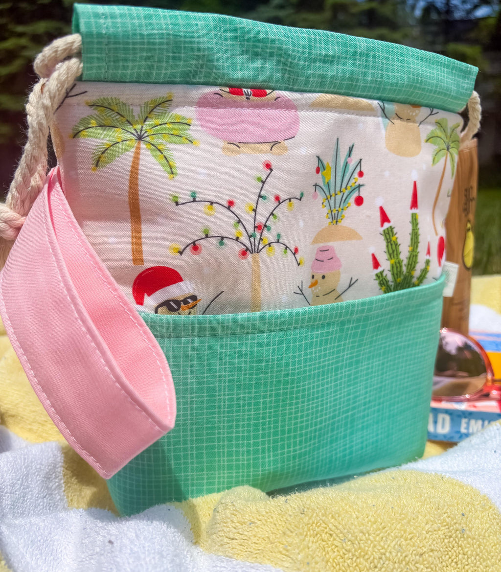 Santa’s Tropical Vacation Drawstring Project Bag with Pocket for Crochet and Knitting