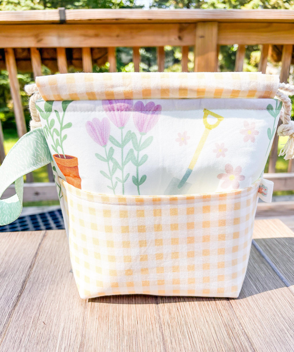 In the Garden Project Bag with Pocket and Drawstring for Knitting and Crochet