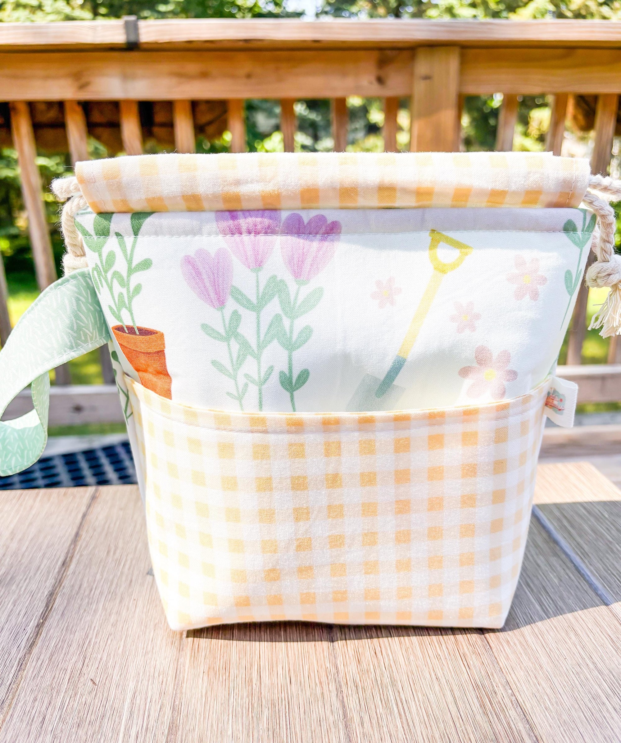 In the Garden Project Bag with Pocket and Drawstring for Knitting and Crochet