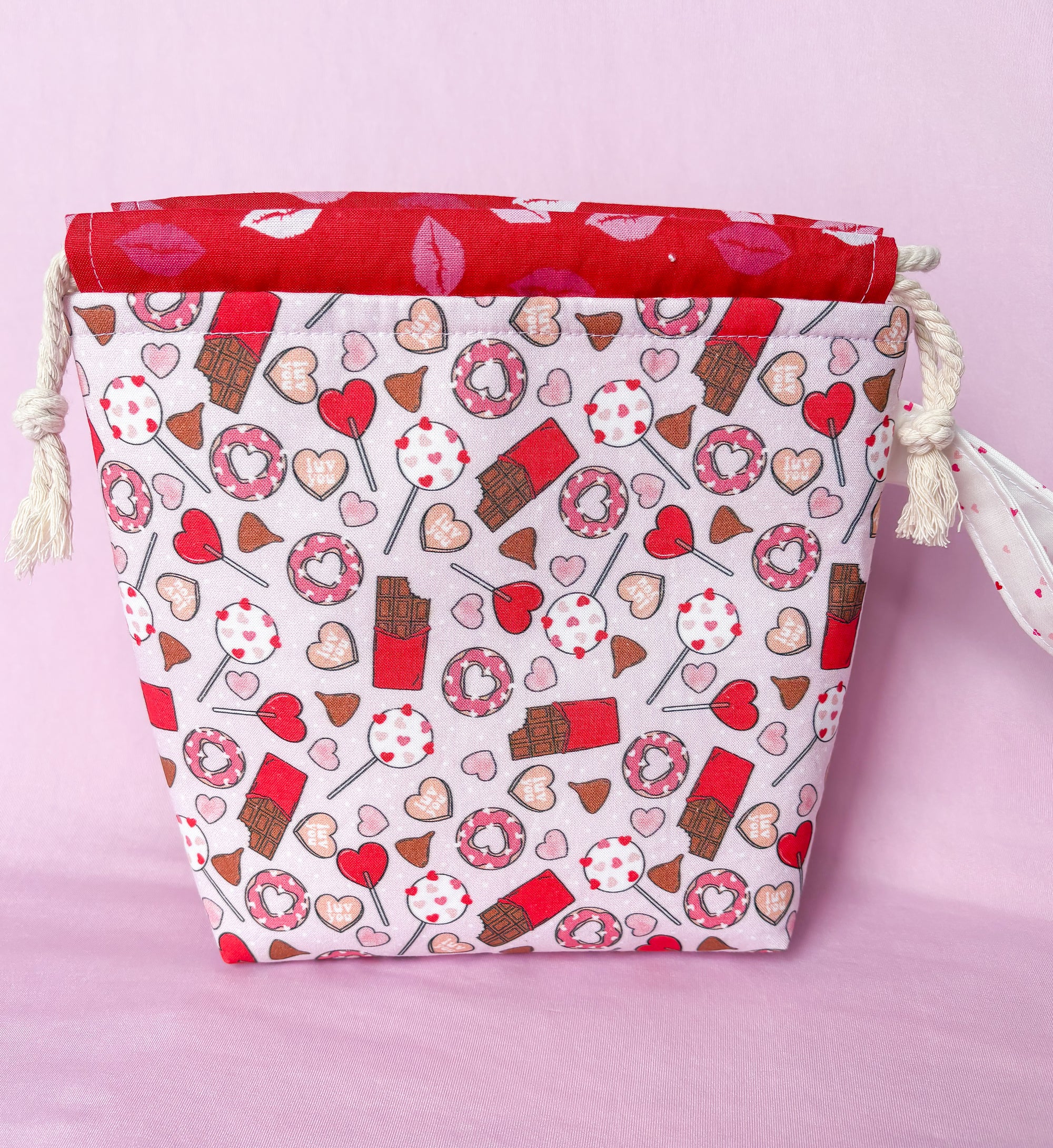 Sweet Smooches Small Project Bag for Knitting and Crochet