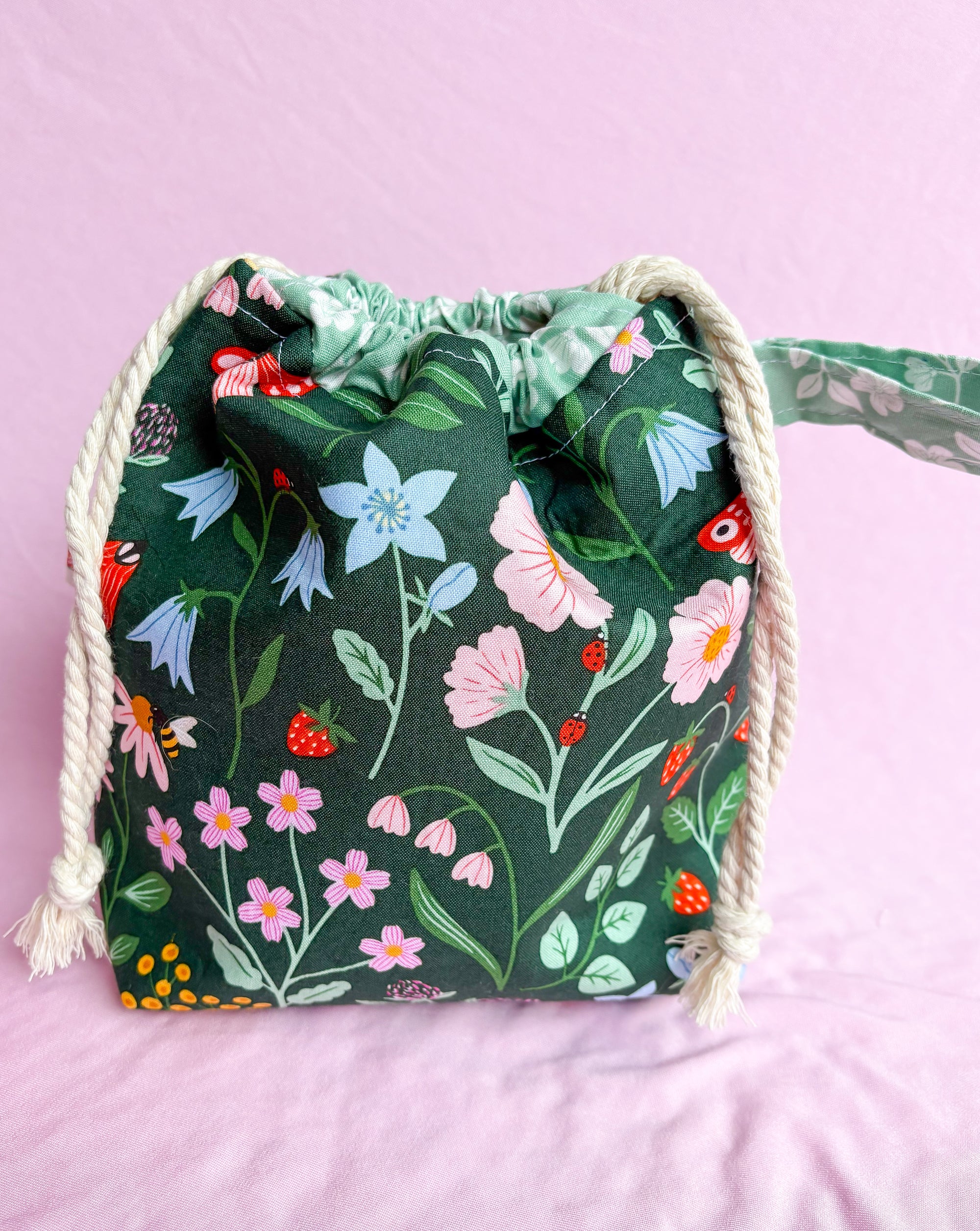 Green Garden Drawstring Project Bag with Pocket