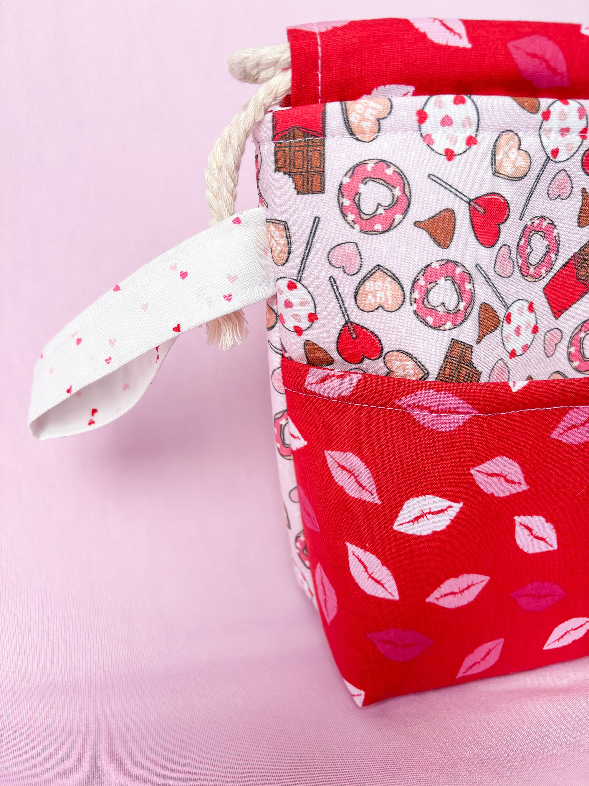 Sweet Smooches Small Project Bag for Knitting and Crochet