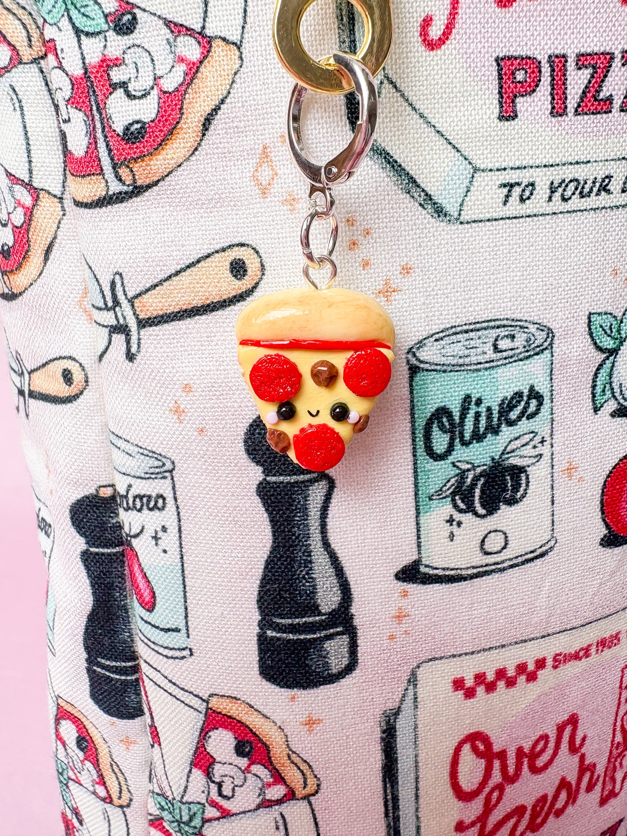 Pizza Perfection Sweater and Blanket Sized Drawstring Project Bags