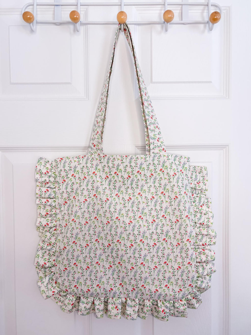 Ruffle Tote Bags