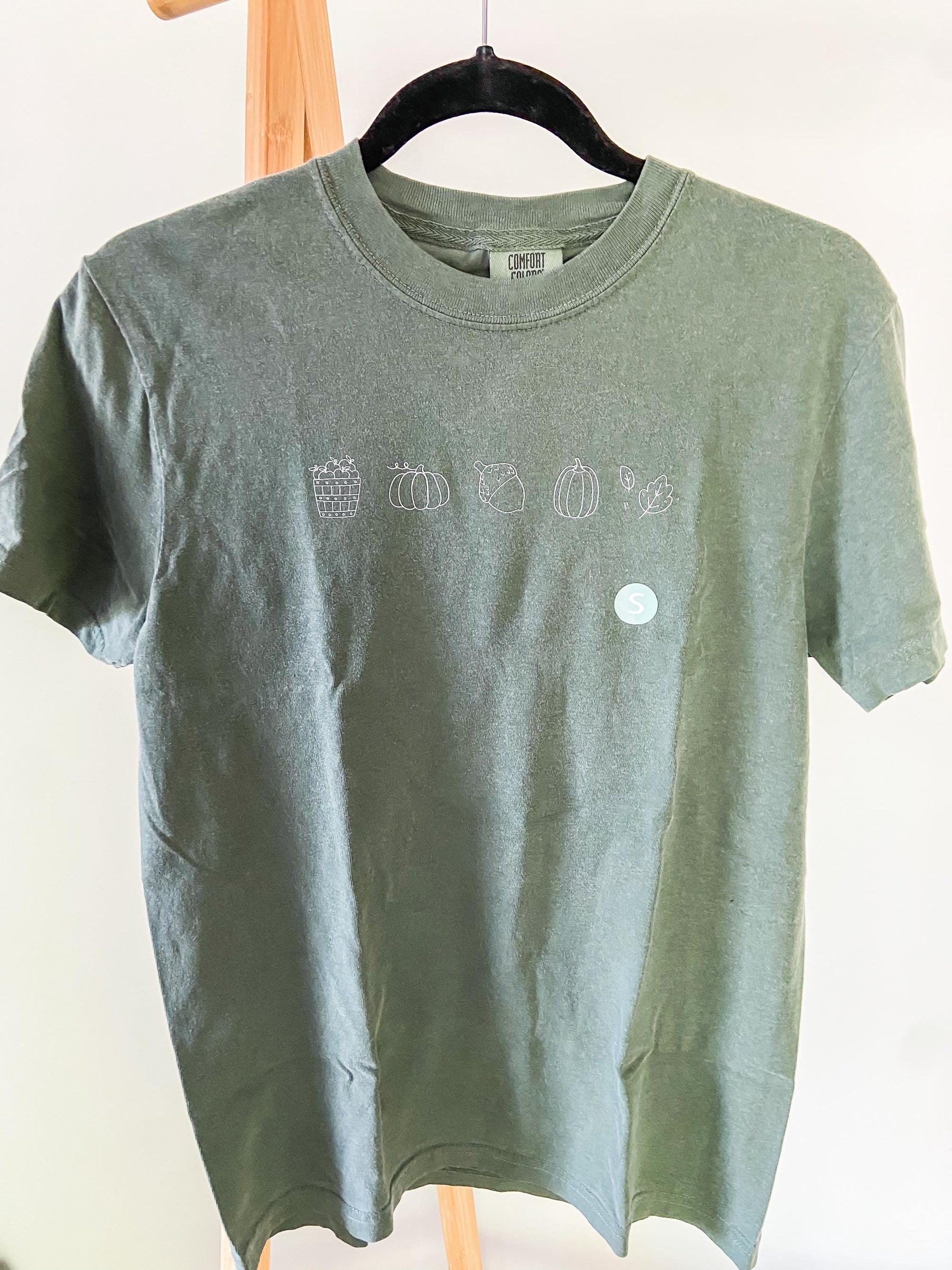 Fall Icons Tee-Shirt